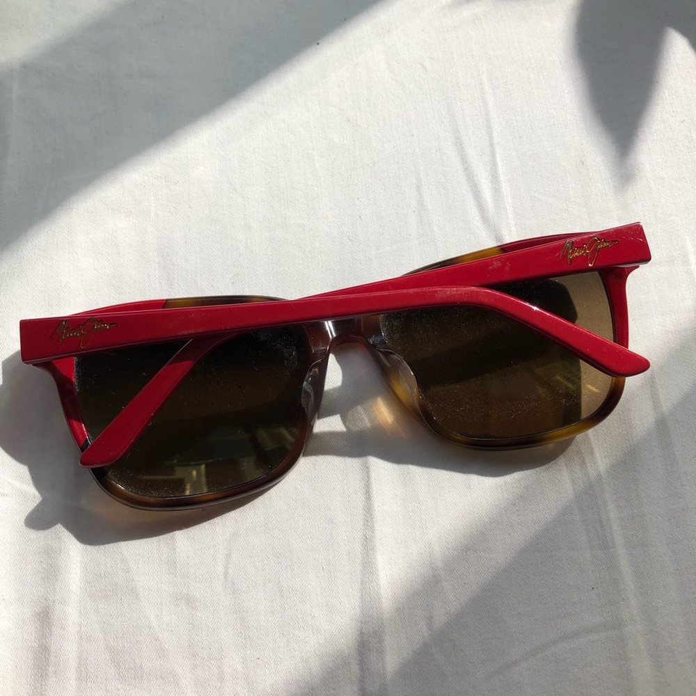Maui Jim Sunglasses - Picture 2 of 9